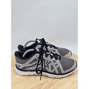 NEW BALANCE Women's 811 V2 Geometric Chevron  Cross Training Shoes Sz 6.5D
